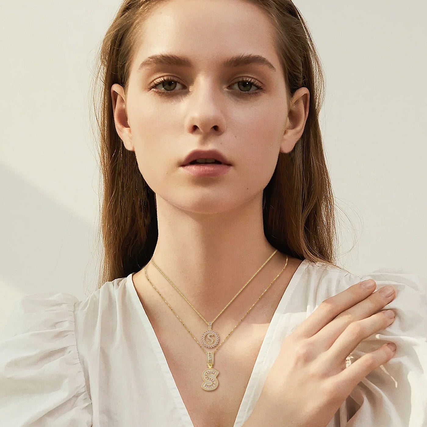 Necklace set with embedded initial | Gold