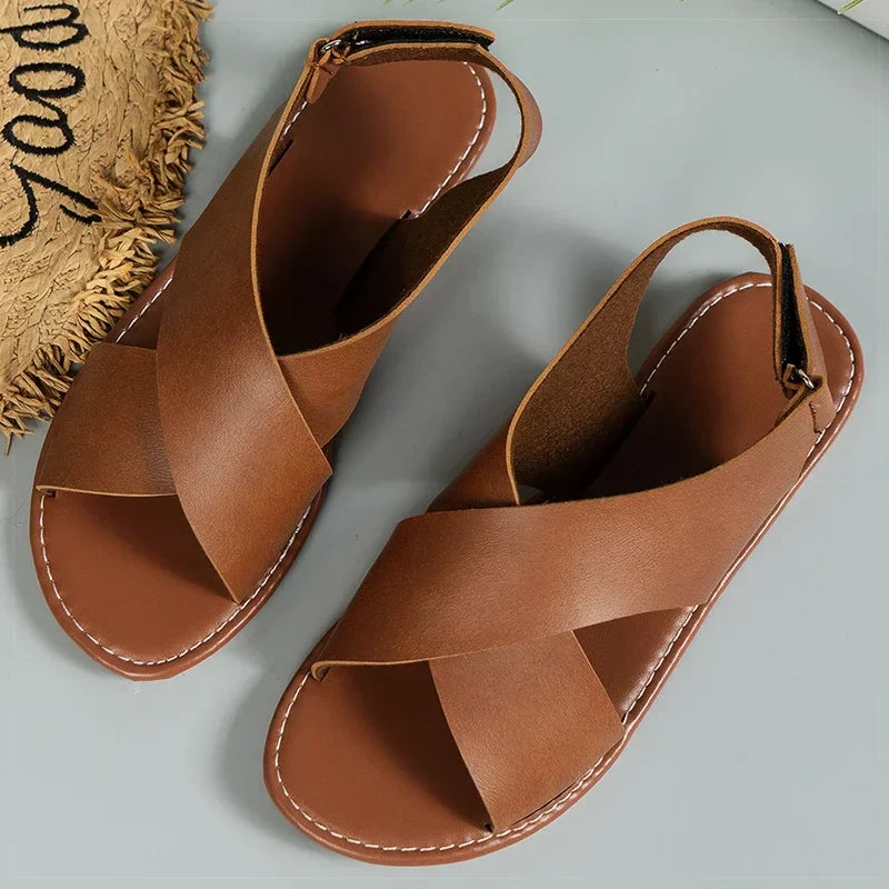LINDY | CASUAL CROSS-STRAP FLAT SANDALS