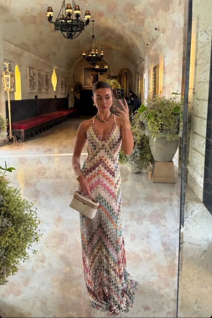 Women's A-line Sleeveless Maxi Wedding Guest Dress with V-Neck