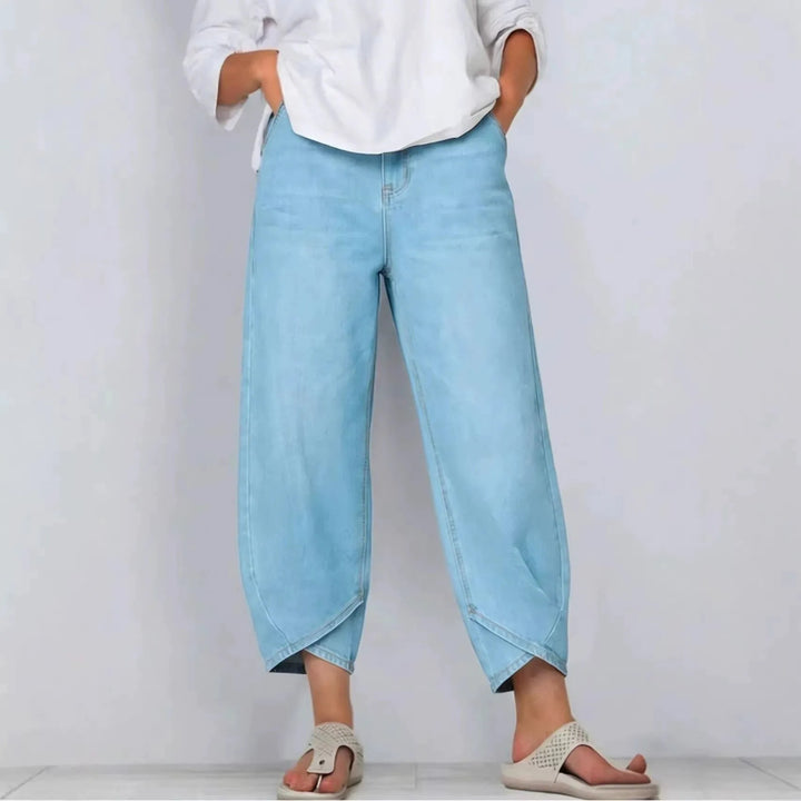 Women's Baggy Mid Rise Jeans with Pockets