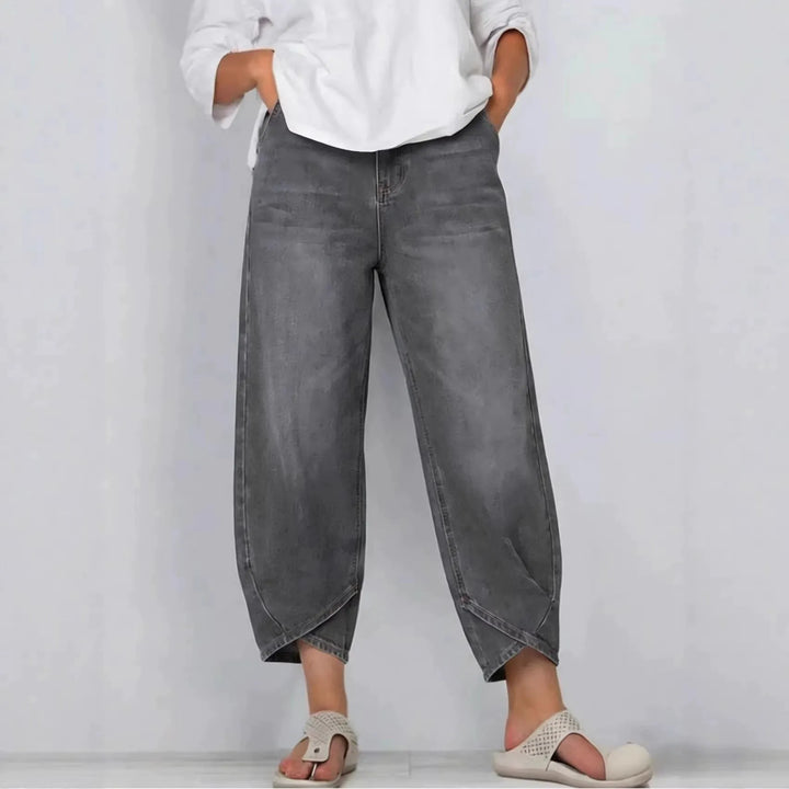 Women's Baggy Mid Rise Jeans with Pockets