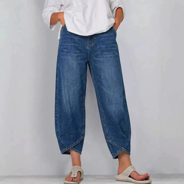 Women's Baggy Mid Rise Jeans with Pockets