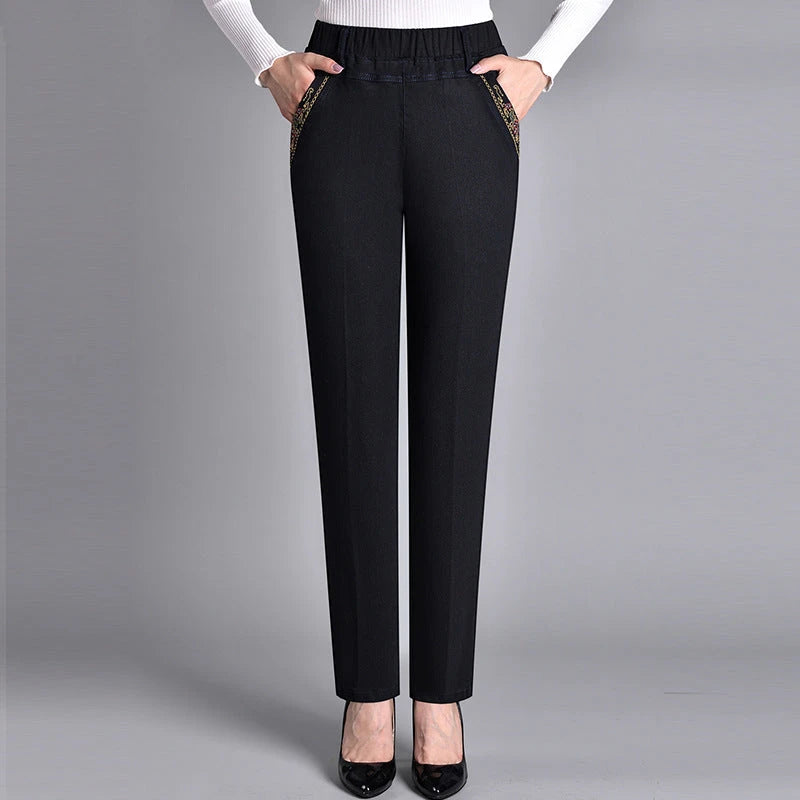 Women's Casual Straight Leg Jeans with Elastic Waist and Pockets