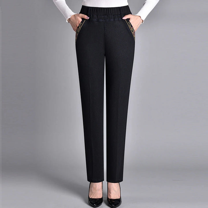 Women's Casual Straight Leg Jeans with Elastic Waist and Pockets