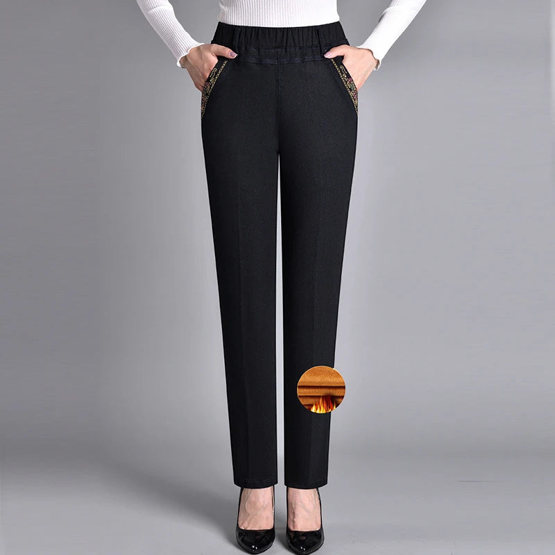 Women's Casual Straight Leg Jeans with Elastic Waist and Pockets