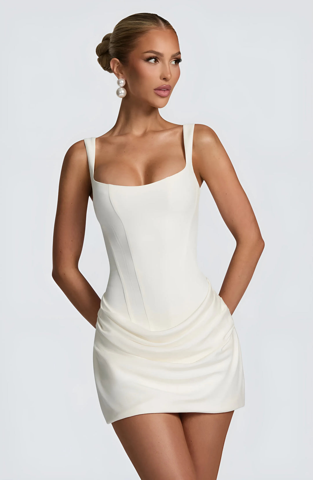 Women's Elegant Bodycon Mini Cocktail Dress with Square Neck