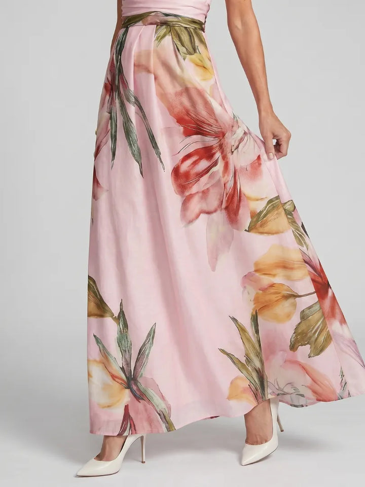Women's Elegant Floral Maxi Wedding Guest Dress with Halter Neck Neckline