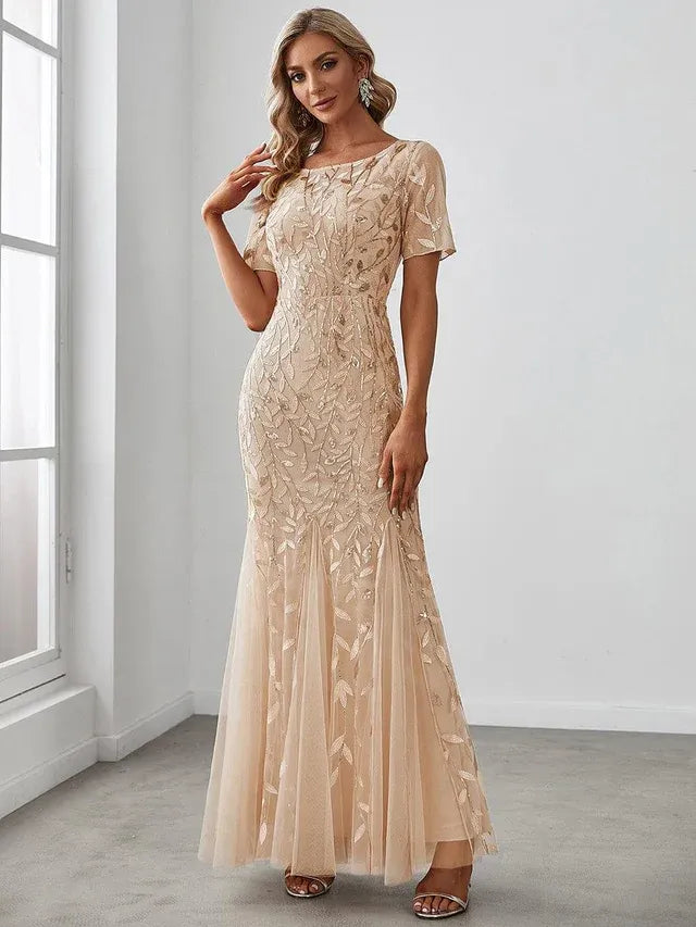 Women's Elegant Floral Maxi Wedding Guest Dress with Short Sleeve