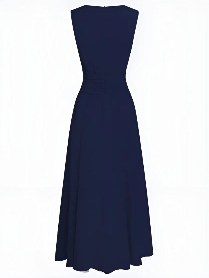 Women's Elegant Sleeveless Maxi Wedding Guest Dress with A-Line Silhouette