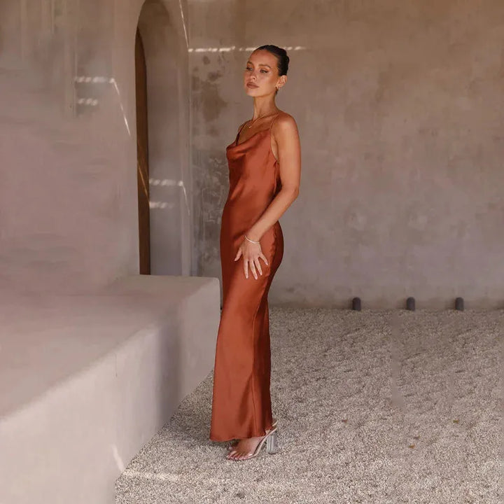 Women's Elegant Sleeveless Maxi Wedding Guest Dress with Open Back