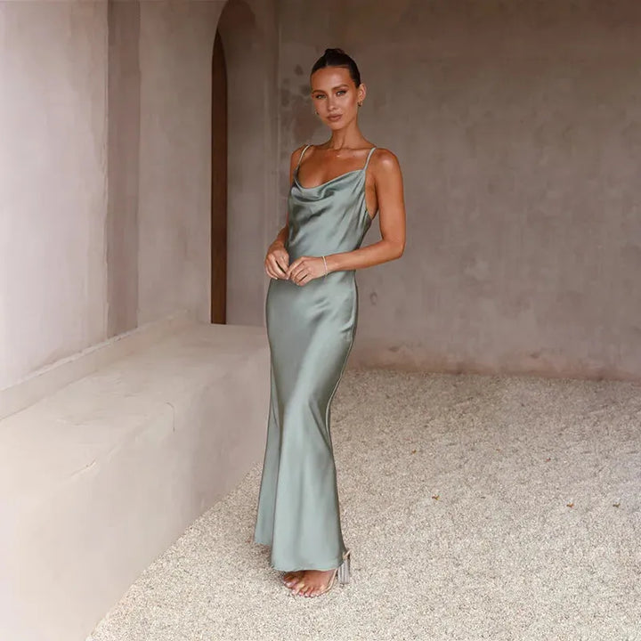 Women's Elegant Sleeveless Maxi Wedding Guest Dress with Open Back