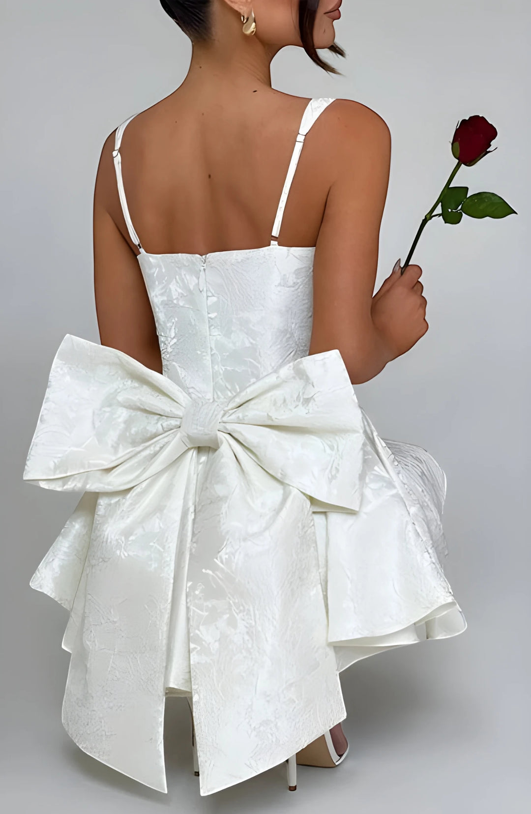 Women's Floral Mini Cocktail Dress with Sweetheart Neckline
