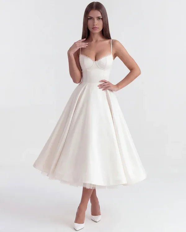 Women's Flowy Sleeveless Maxi Wedding Guest Dress with Sweetheart Neckline