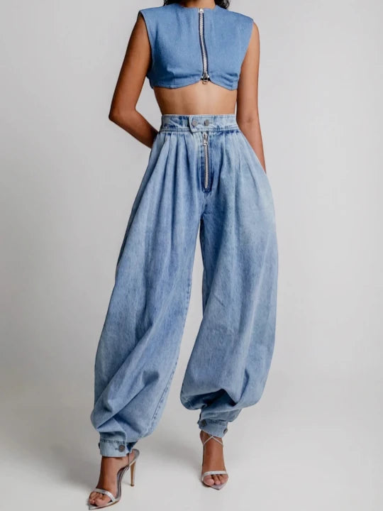 Women's High Waisted Baggy Jeans with Pleated Front