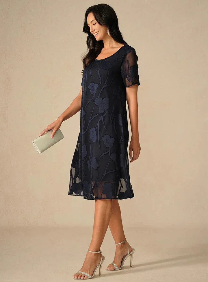 Women's Short Sleeve Floral Midi Wedding Guest Dress with Scoop Neck