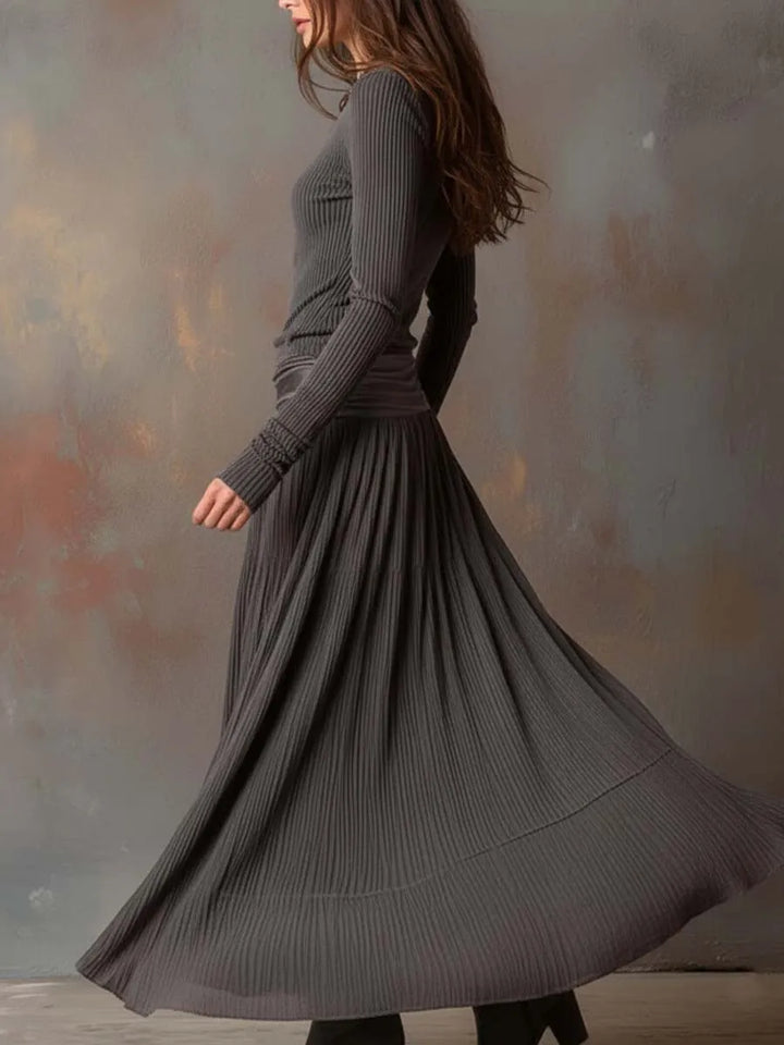 Women's Vintage Long Sleeve Maxi Wedding Guest Dress with Pleated Detail