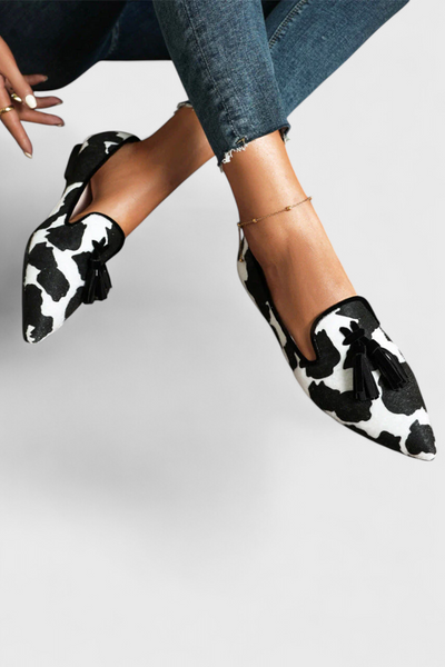 Fermina Elegant Loafers with Pointed Toe and Bicolor Design